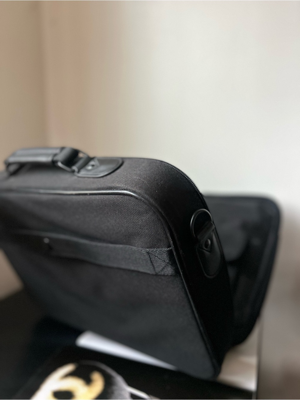 Icon protective laptop bag
